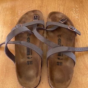 Birkenstock Daloa Sandles